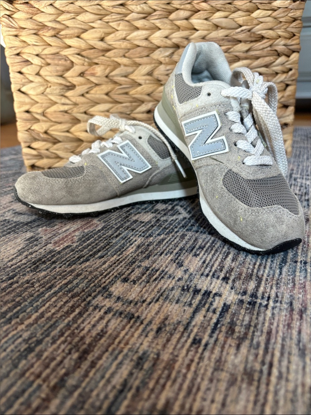 New Balance 574 Sz 11 toddler